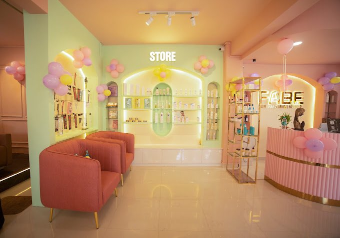 Xing Premium Unisex Salon interior 5